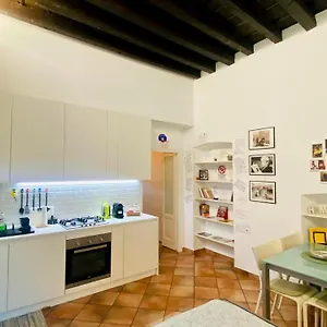 Sweet Navigli S1 Milão